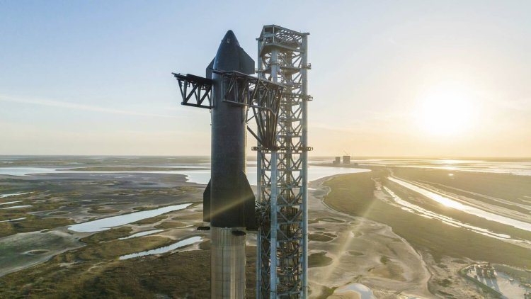 SLS May Be Replaced by SpaceX