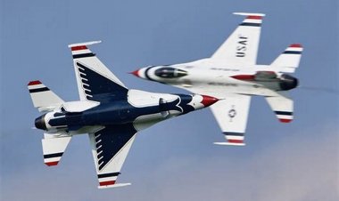 Cocoa Air Show Draws Thousands