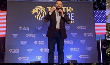 Packed Crowd Cheers Mills, Cruz at Horsepower Ranch in Geneva